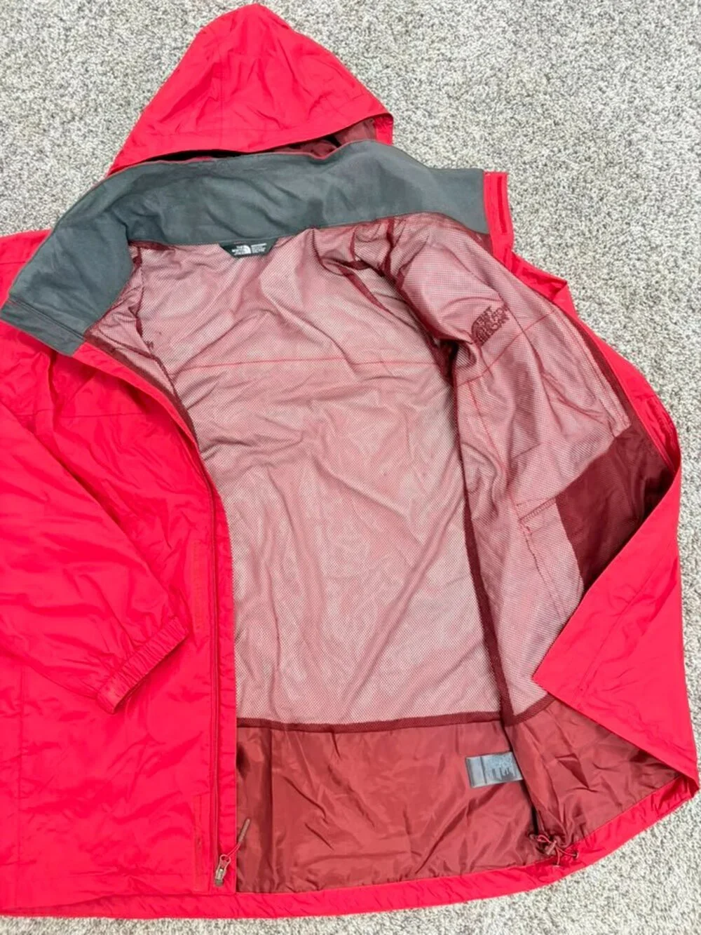 The North Face DryVent Hooded Rain Jacket Red Men’s XXL